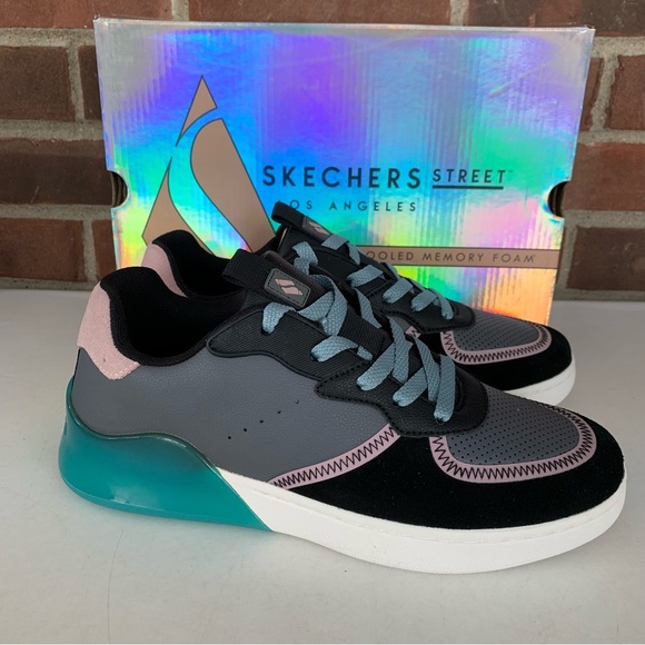 Skechers Shoes - Skechers Womens Double Gloss- Blocked Up Athletic Training Shoes Sneakers US 9 M